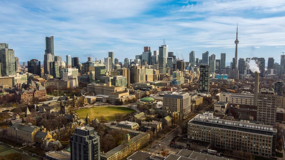 A photo of the Toronto skyline