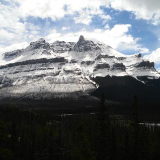 EESC16H3 is a field course that involves a ten-day trip to significant geological sites. This past summer students visited sites in the Canadian Rockies and the Pacific Northwest of the United States and Canada.