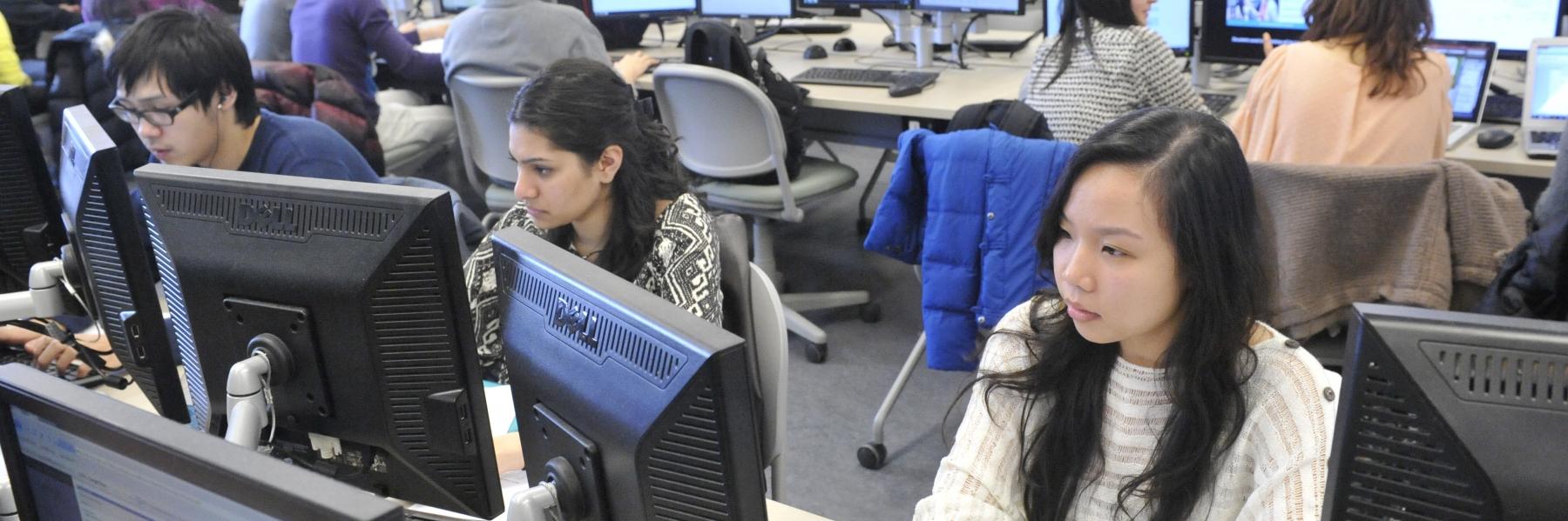 students in a finance lab