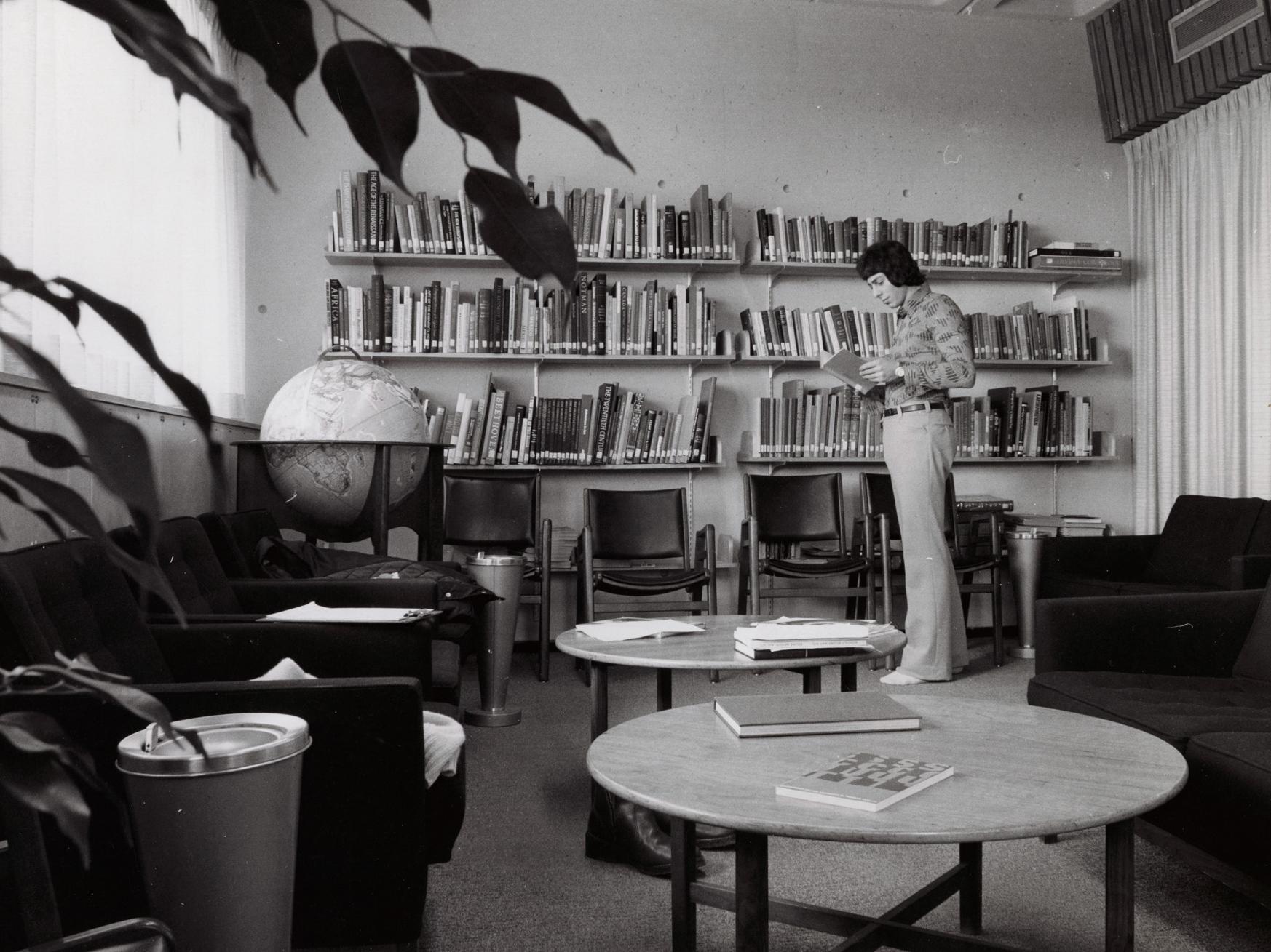 Historical Image of UTSC Library