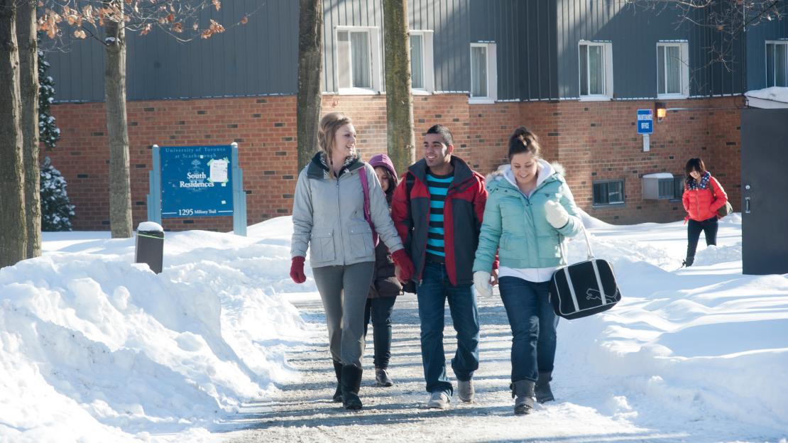 Students walking in snow at U of T Scarborough