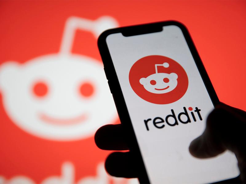 Influx of Right-Wing Users Led to Much Greater Reddit Polarization Before 2016 U.S. Election: UTSC Study