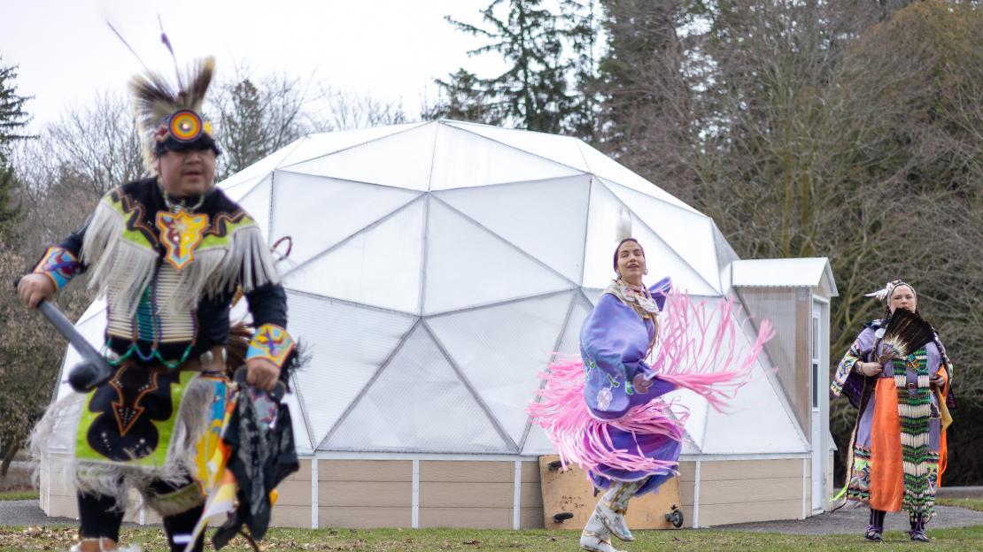 (From left) Lindy Kinoshameg, Jillian Sutherland and Leslie McCue from the dance group Odawa Wiingushk performed at an opening ceremony for the Indigenous Entrepreneurship and Garden Project (Photos by Junyoung Moon).